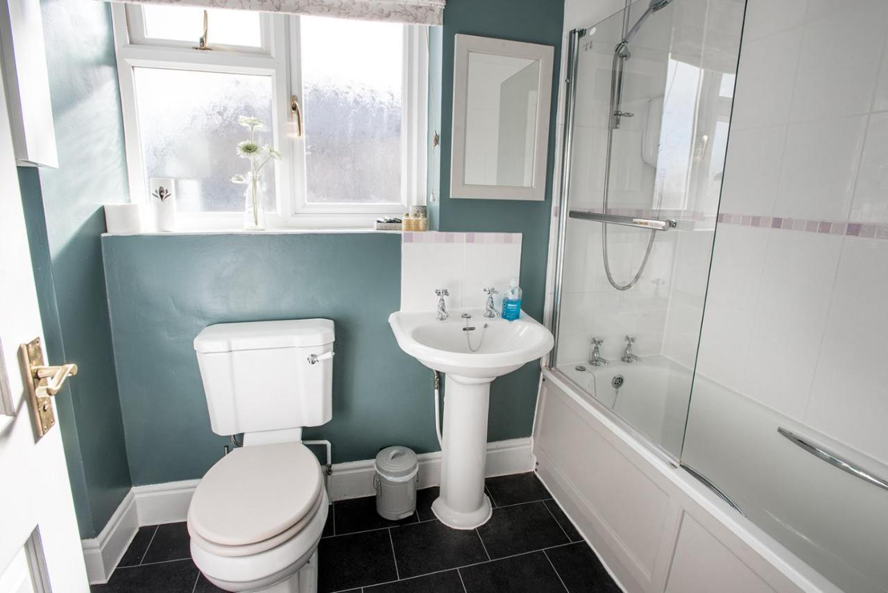 Newly Renovated Old Bakery House In Bath, 3 Bedroom, Free Parking المظهر الخارجي الصورة